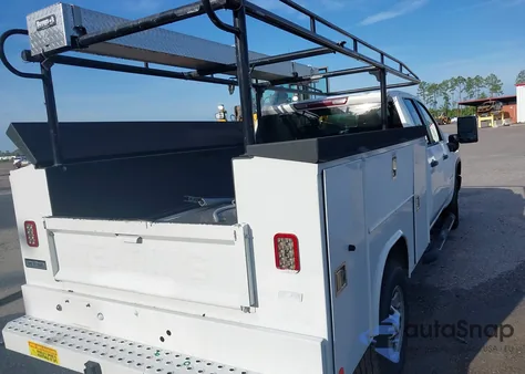 2021 Chevrolet Silverado 2500Hd 2Wd Double Cab Long Bed Wt z USA, uszkodzony, nr VIN 1GC2WLE76MF136067